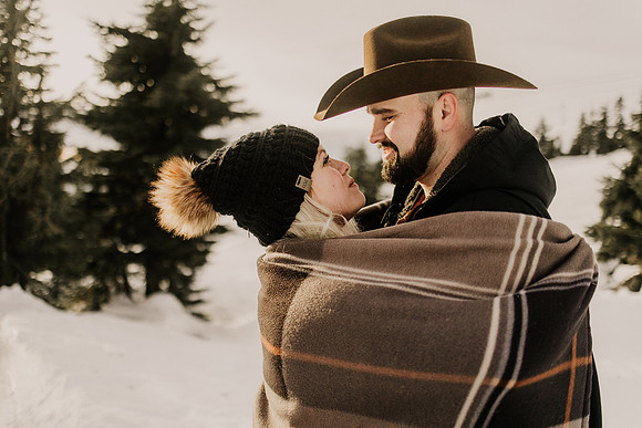 Gage-Mckayla-Timberline-Lodge-Mount-Hood-Oregon-Engagemnet-Photos-9423