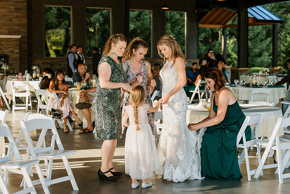 Romero-Kate-Water-Oasis-Newberg-Oregon-Wedding-Photos-9953
