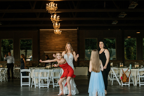 Romero-Kate-Water-Oasis-Newberg-Oregon-Wedding-Photos-0399