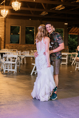 Romero-Kate-Water-Oasis-Newberg-Oregon-Wedding-Photos-0697