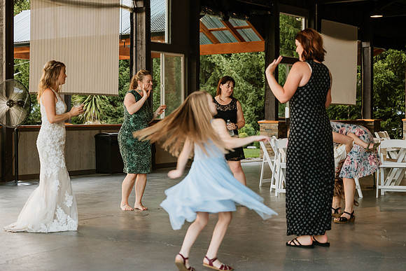 Romero-Kate-Water-Oasis-Newberg-Oregon-Wedding-Photos-0541