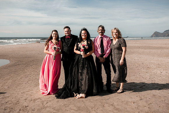 Christian-Brandi-Lincoln-City-Wedding-Photos (4)