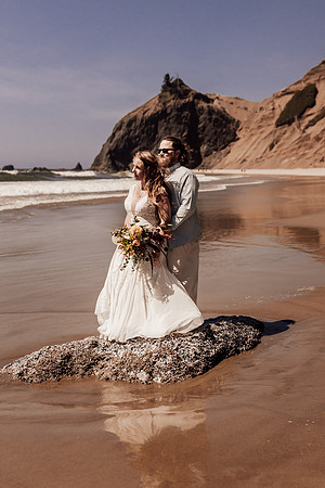 Ty-Sandy-lincoln-city-oregon-roads-end-elopement-photographer-9871