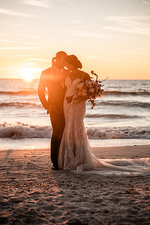 Bennett-Tamra-Sunset-Beach-House-Wedding-Saint-Peterburg-Florida-2021-8321