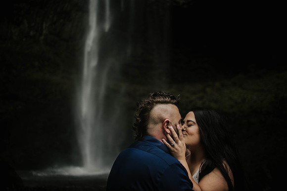 Dave-Jessica-Latourelle-Waterfall-Oregon-Engagement-Photos (1 of 1)