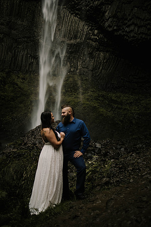 Dave-Jessica-Latourelle-Waterfall-Oregon-Engagement-Photos (3 of 95)
