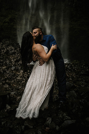 Dave-Jessica-Latourelle-Waterfall-Oregon-Engagement-Photos (9 of 95)