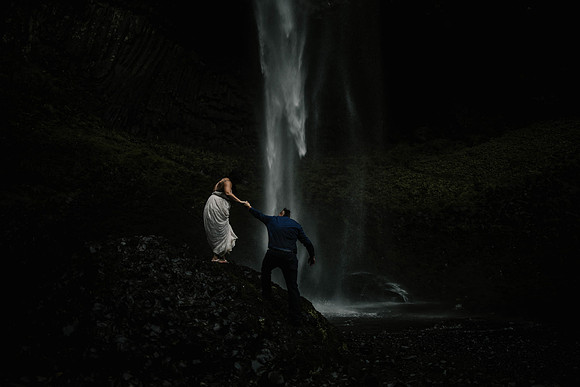 Dave-Jessica-Latourelle-Waterfall-Oregon-Engagement-Photos (33 of 95)