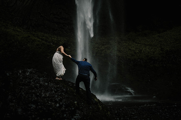 Dave-Jessica-Latourelle-Waterfall-Oregon-Engagement-Photos (34 of 95)