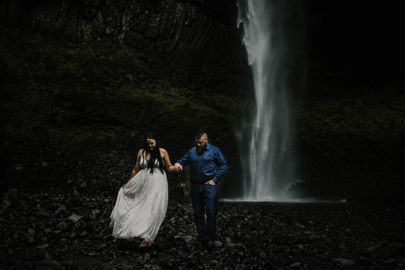 Dave-Jessica-Latourelle-Waterfall-Oregon-Engagement-Photos (37 of 95)