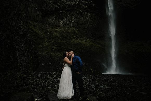 Dave-Jessica-Latourelle-Waterfall-Oregon-Engagement-Photos (38 of 95)