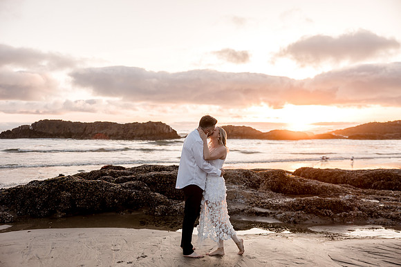 Andy-Stacia-seal-rock-engagement-session-oregon-photos (39 of 67)
