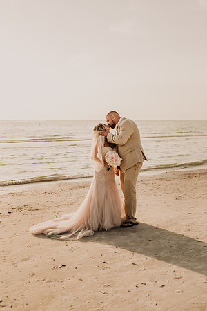 Molly-Jake-Saint-Pete-Beach-Destination-Wedding-Photos-0090