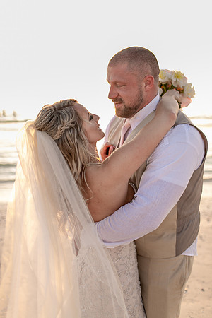 Molly-Jake-Saint-Pete-Beach-Destination-Wedding-Photos-0228