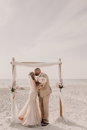Molly-Jake-Saint-Pete-Beach-Destination-Wedding-Photos-8189