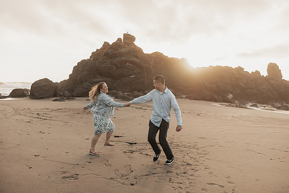 IAN-NICOLE-DEPOE-BAY-ENGAGEMENT-PHOTOS (16 of 39)