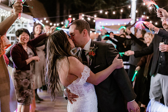 Sean-Stellar-Ski-Bowl-Mount-Hood-Oregon-Wedding-8328