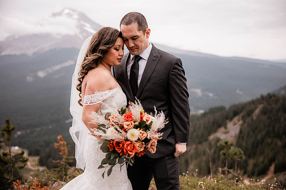 Sean-Stellar-Ski-Bowl-Mount-Hood-Oregon-Wedding-6339