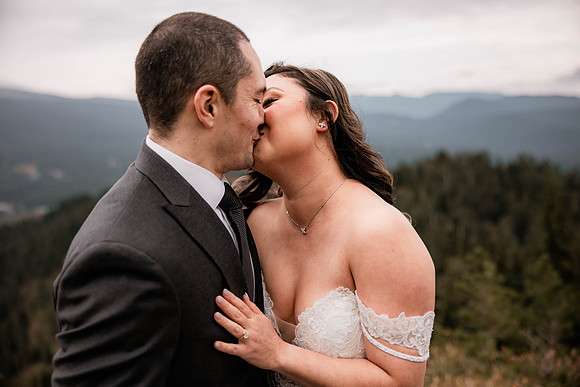Sean-Stellar-Ski-Bowl-Mount-Hood-Oregon-Wedding-6440