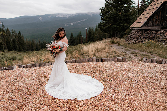 Sean-Stellar-Ski-Bowl-Mount-Hood-Oregon-Wedding-6964