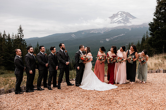 Sean-Stellar-Ski-Bowl-Mount-Hood-Oregon-Wedding-6602