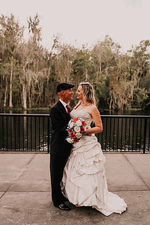 Keri-John-Silver-Springs-Ocala-State-Park-Wedding-Photos-5280