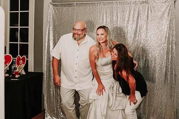 Keri-John-Silver-Springs-Ocala-State-Park-Wedding-Photos-5641