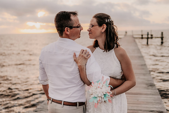 Renee-Joel-Sunset-Grill- Little-Harbor-Ruskin-Florida-Elopement-Wedding-Photos-3856