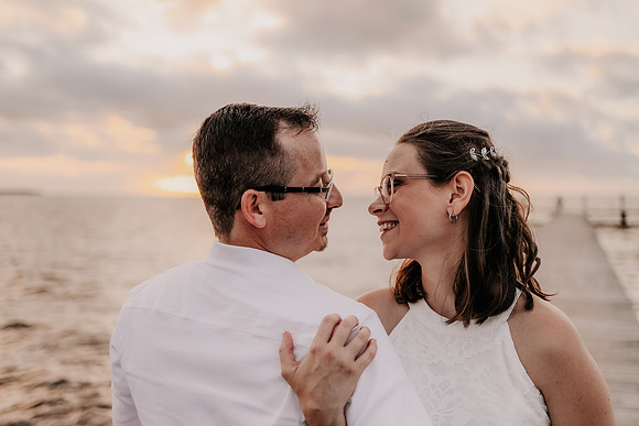 Renee-Joel-Sunset-Grill- Little-Harbor-Ruskin-Florida-Elopement-Wedding-Photos-3855