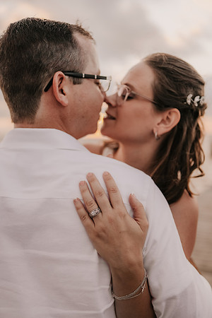 Renee-Joel-Sunset-Grill- Little-Harbor-Ruskin-Florida-Elopement-Wedding-Photos-3873
