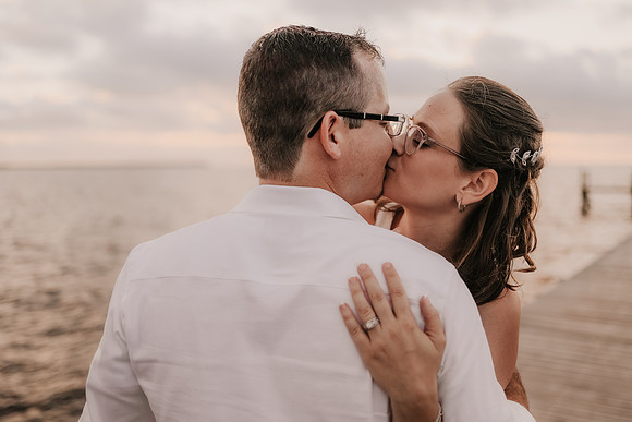 Renee-Joel-Sunset-Grill- Little-Harbor-Ruskin-Florida-Elopement-Wedding-Photos-3876