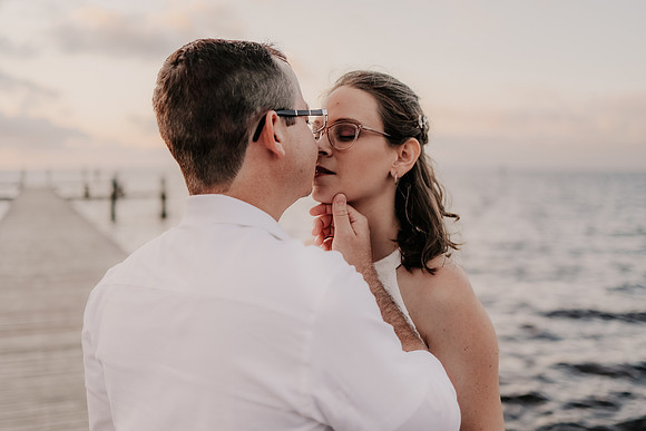 Renee-Joel-Sunset-Grill- Little-Harbor-Ruskin-Florida-Elopement-Wedding-Photos-3901