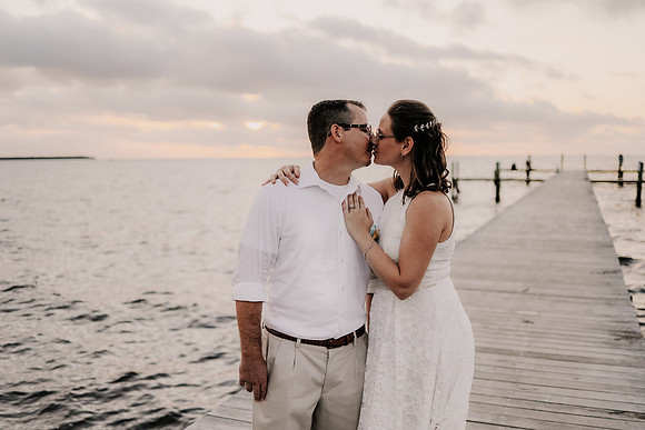 Renee-Joel-Sunset-Grill- Little-Harbor-Ruskin-Florida-Elopement-Wedding-Photos-3933