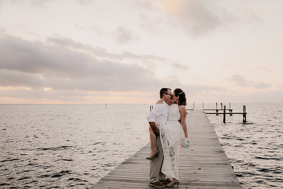Renee-Joel-Sunset-Grill- Little-Harbor-Ruskin-Florida-Elopement-Wedding-Photos-3940