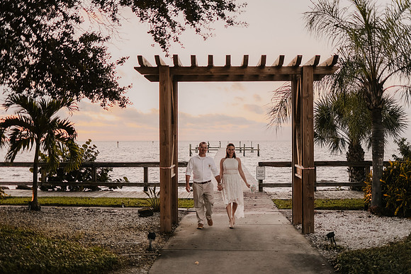 Renee-Joel-Sunset-Grill- Little-Harbor-Ruskin-Florida-Elopement-Wedding-Photos-4054