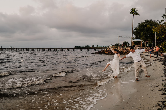 Renee-Joel-Sunset-Grill- Little-Harbor-Ruskin-Florida-Elopement-Wedding-Photos-4100