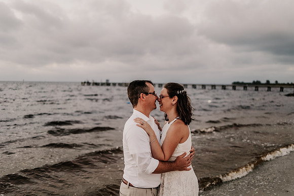 Renee-Joel-Sunset-Grill- Little-Harbor-Ruskin-Florida-Elopement-Wedding-Photos-4131