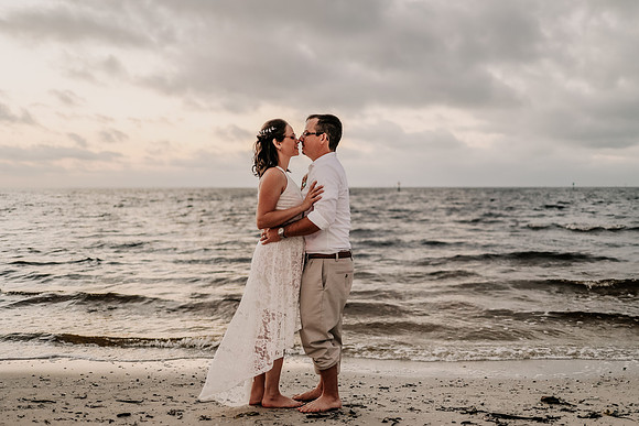 Renee-Joel-Sunset-Grill- Little-Harbor-Ruskin-Florida-Elopement-Wedding-Photos-4162