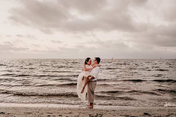 Renee-Joel-Sunset-Grill- Little-Harbor-Ruskin-Florida-Elopement-Wedding-Photos-4176