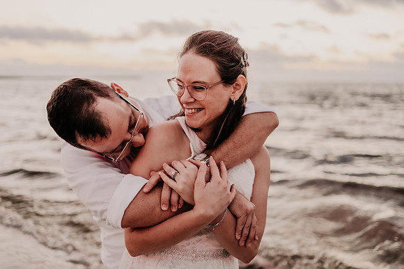 Renee-Joel-Sunset-Grill- Little-Harbor-Ruskin-Florida-Elopement-Wedding-Photos-4193
