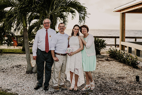 Renee-Joel-Sunset-Grill- Little-Harbor-Ruskin-Florida-Elopement-Wedding-Photos-3611