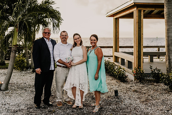 Renee-Joel-Sunset-Grill- Little-Harbor-Ruskin-Florida-Elopement-Wedding-Photos-3617