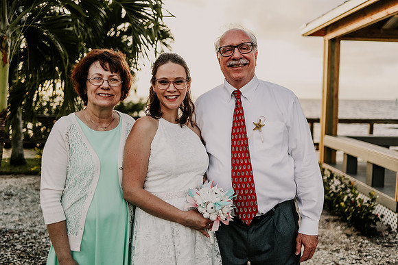 Renee-Joel-Sunset-Grill- Little-Harbor-Ruskin-Florida-Elopement-Wedding-Photos-3635