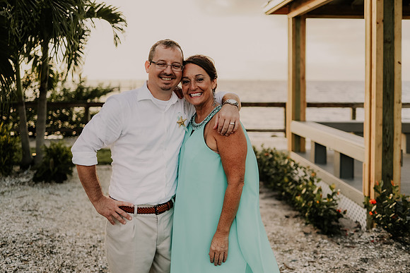 Renee-Joel-Sunset-Grill- Little-Harbor-Ruskin-Florida-Elopement-Wedding-Photos-3639