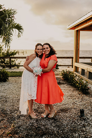 Renee-Joel-Sunset-Grill- Little-Harbor-Ruskin-Florida-Elopement-Wedding-Photos-3713