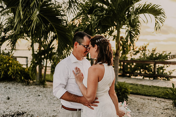 Renee-Joel-Sunset-Grill- Little-Harbor-Ruskin-Florida-Elopement-Wedding-Photos-3780