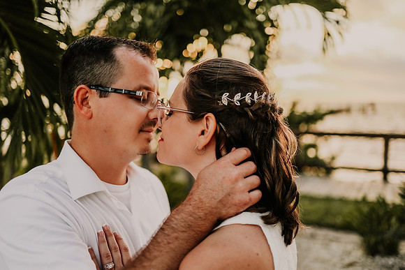 Renee-Joel-Sunset-Grill- Little-Harbor-Ruskin-Florida-Elopement-Wedding-Photos-3791