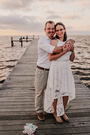 Renee-Joel-Sunset-Grill- Little-Harbor-Ruskin-Florida-Elopement-Wedding-Photos-3835