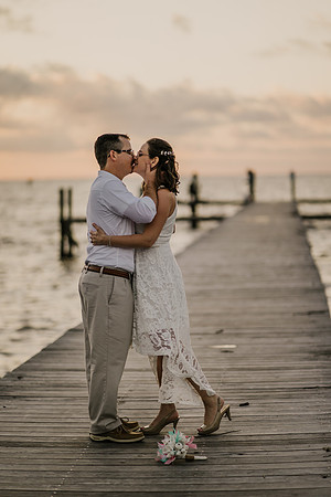 Renee-Joel-Sunset-Grill- Little-Harbor-Ruskin-Florida-Elopement-Wedding-Photos-1106