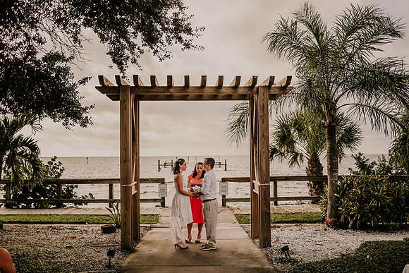 Renee-Joel-Sunset-Grill- Little-Harbor-Ruskin-Florida-Elopement-Wedding-Photos-3381